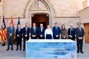 El Govern lanza un portal web para seguir el acuerdo de cruceros en Palma