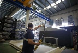 El desempleo en Aragón cae un 3,82% en marzo, con 49.862 parados registrados