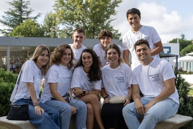 50 jóvenes españoles destacados reciben las Becas Europa Santander-UFV