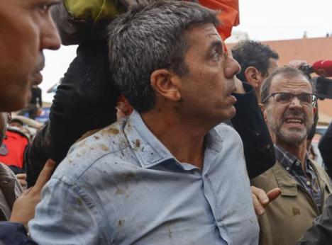 Escándalo en Valencia. Mazón Miente Sobre Ayudas del Gobierno y Genera Pánico entre los Ciudadanos