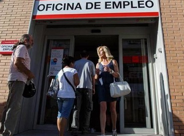 España mejora su economía y crea 211.923 empleos en el mejor mayo desde 2018 