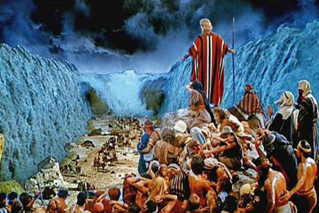  El ejército que persiguió a Moisés descubierto bajo las aguas del Mar Rojo