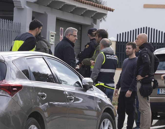 Trágico suceso en Vélez-Málaga: Mujer apuñalada por su hijo fallece en el hospital