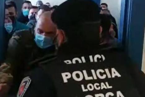 La Policía Local de Lorca detiene a cuatro menores por un presunto delito de Robo con Fuerza en las cosas en un inmueble del casco urbano