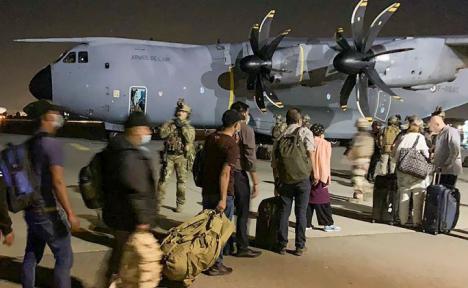 Dos aviones han despegado desde Zaragoza para la repatriación de españoles de Afganistán