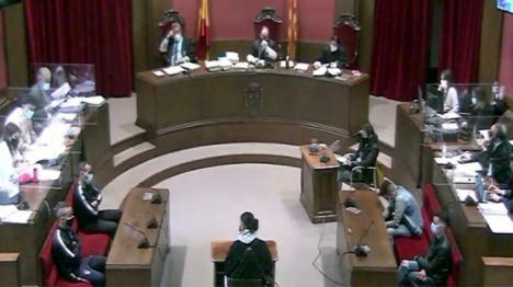 Declara la víctima de la 'Manada de Sabadell': 'No sabía si me iban a matar'