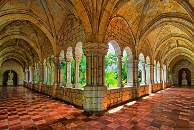 El monasterio medieval segoviano que fue comprado por un periodista y llevado a Miami