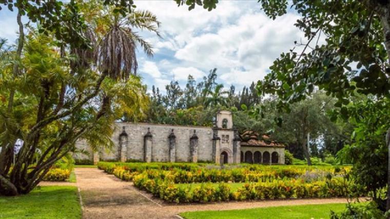 El monasterio medieval segoviano que fue comprado por un periodista y llevado a Miami