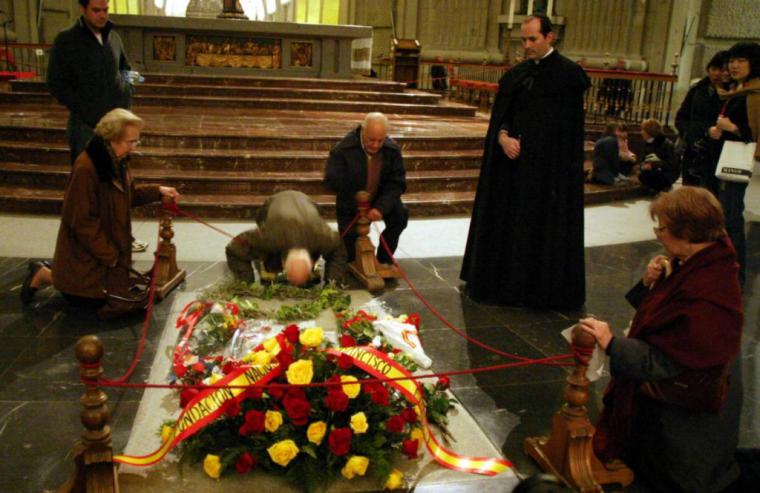  El abad del Valle de los Caídos no permitirá la exhumación del dictador