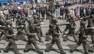 El ejército español aumentará en 7.000 militares
