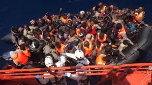 59 inmigrantes, 20 de ellos menores han sido rescatados en aguas del Estrecho
 