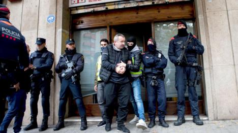 Detenidos 87 miembros pertenecientes a una banda de georgianos que asaltaron más de 70 pisos, la mayoría en Barcelona

 
