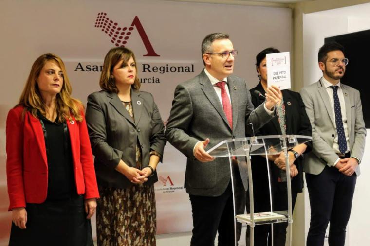 Diego Conesa: “Los presupuestos del Gobierno regional son fruto de su miedo ante las imposiciones de la extrema derecha”