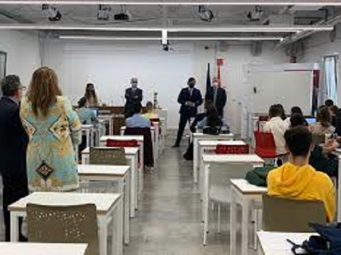 'Seguridad VS Confianza', por José Ángel Ortiz Albert, Alumno del Grado de Seguridad de ISEN-Centro Universitario de Cartagena