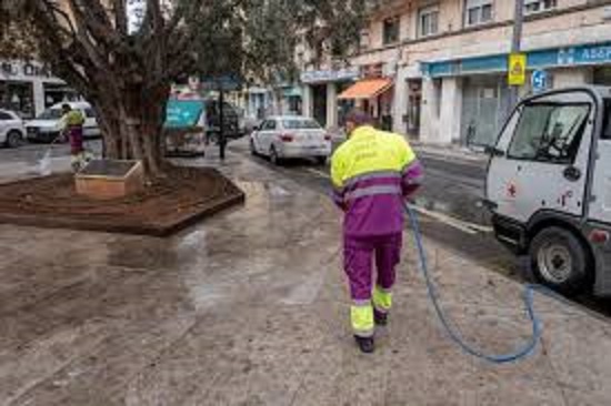  En USO Almería, se felicitan por las contrataciones en el servicio de limpieza viaria para la NO FERIA, aunque discrepan con la información que ha venido dando el sindicato CSIF en relación a este tema