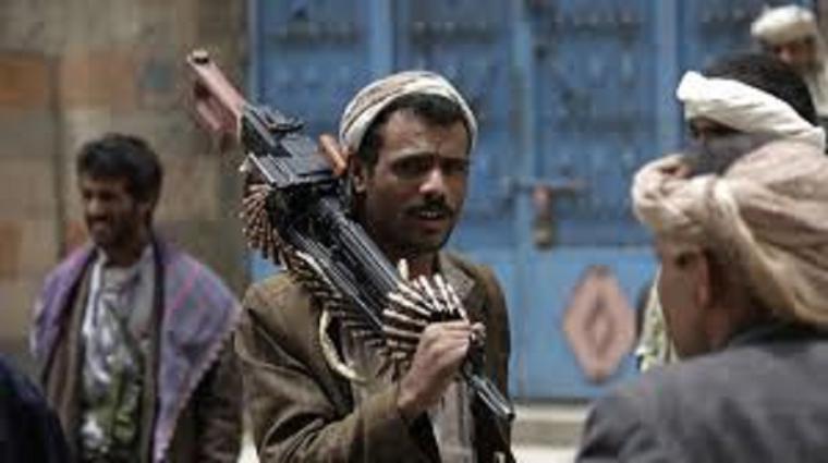 Los ejércitos estadounidense y británico bombardean a rebeldes hutíes en Yemen en respuesta a ataques contra embarcaciones en el Mar Rojo