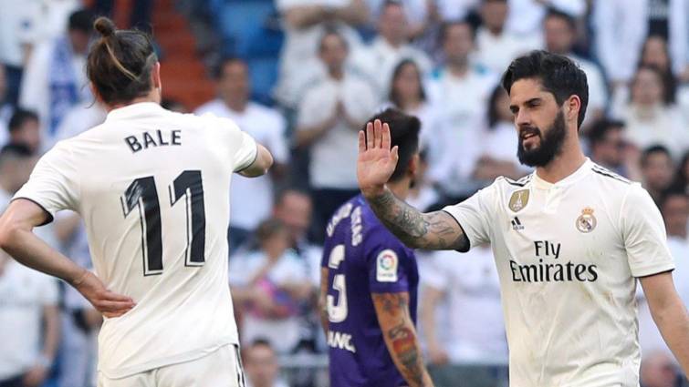 Isco y Bale dan la primera victoria a Zidane