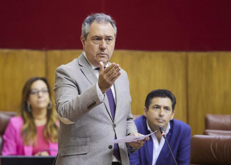 Juan Espadas reclama la convocatoria de la Diputación Permanente del Parlamento tras los últimos casos de violencia de género