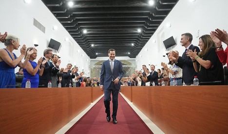 Juanma Moreno asume por tercera vez la presidencia de Andalucía