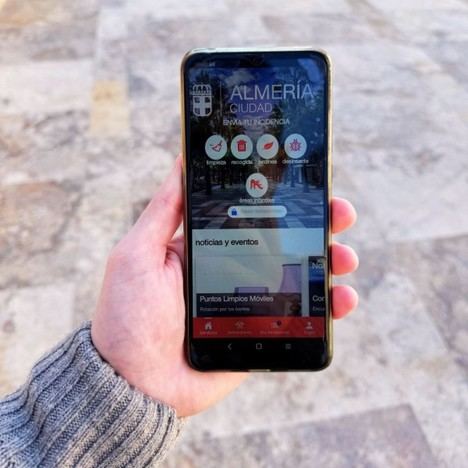 Almería Ciudad lanza nueva función en su app para cuidar áreas infantiles y biosaludables