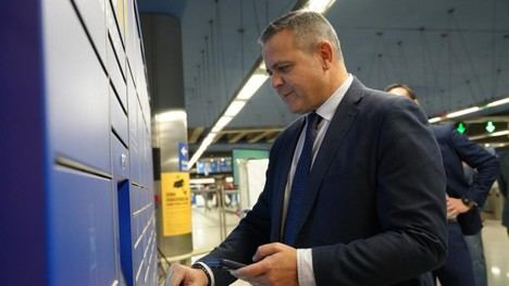 Madrid lanza taquillas inteligentes para recoger paquetes en el metro