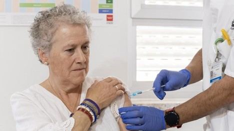 Madrid destina 12,5 millones a vacunar a mayores de 80 contra el VRS