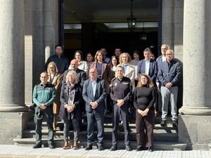 Minuto de silencio en Canarias por asesinato de mujer en Burgos