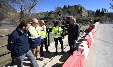 La Junta actuar&Atilde;&iexcl; para reparar el puente sobre el r&Atilde;&shy;o Aguas Blancas tras da&Atilde;&plusmn;os por el temporal
