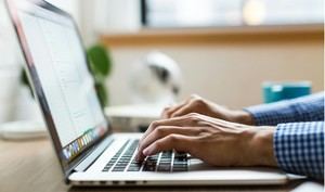 Andalucía lanza nueva bolsa de interinos para secretarios y tesoreros municipales