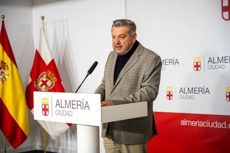 La Navidad inunda Almería de alegría y actividades, según Diego Cruz