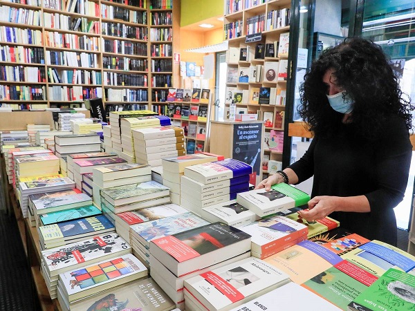Cinco librerías andaluzas acogen en septiembre y octubre encuentros entre escritores dentro de 'Afinidades electivas'
