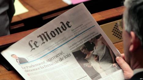 Le Monde: Casado y Rivera: Deberán dar explicaciones a Europa si negocian con VOX