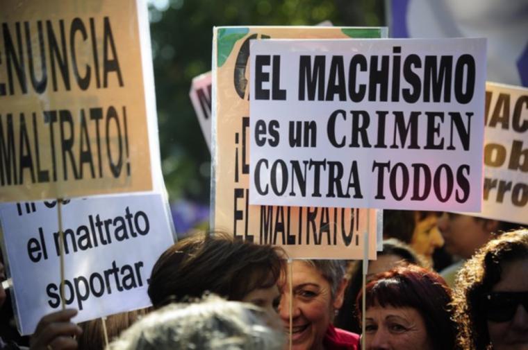 Detenidos un hombre y una mujer por violencia de género en Murcia