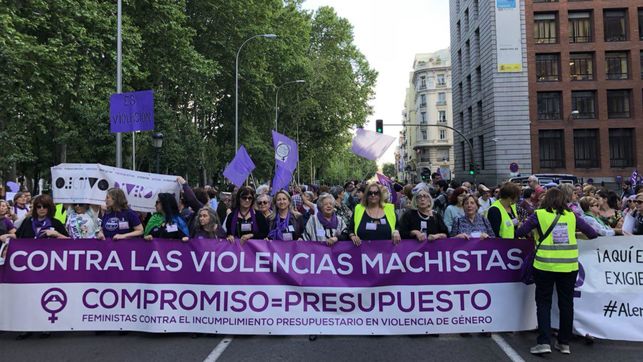 El feminismo exige en la calle al Gobierno el dinero comprometido para el pacto contra la violencia machista