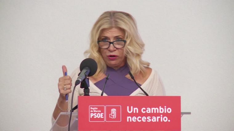 Gloria Alarcón: “El Gobierno regional no puede anunciar bajadas de impuestos mientras la Región de Murcia está cada día más endeudada”