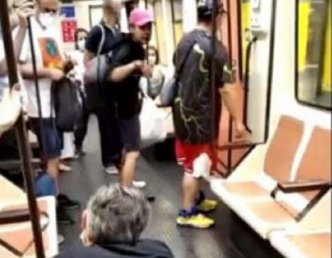 Se busca al hombre que ha dejado tuerto a un sanitario en el Metro de Madrid que le recriminó no llevar la mascarilla