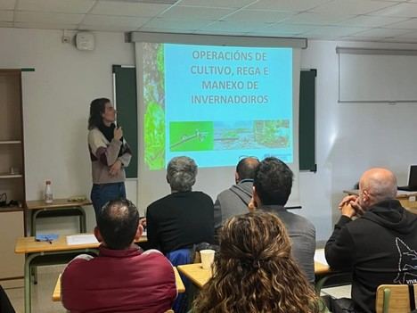 Formación sobre cultivo ecológico en Salceda de Caselas