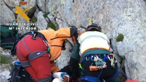 El rescate de la Guardia Civil a dos montañeros independentistas