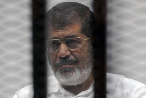 Muere el expresidente egipcio, Mohamed Mursi al desmayarse durante un juicio