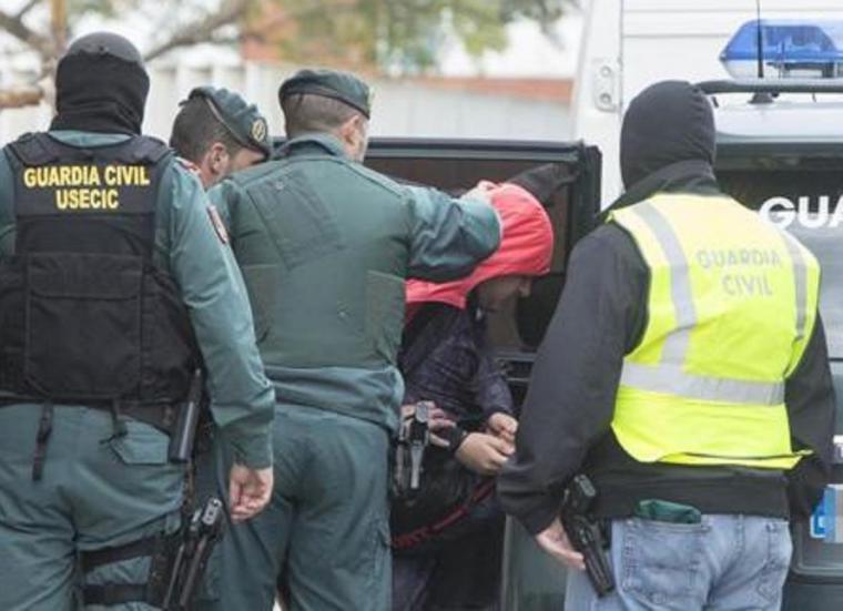 Un agente de la Guardia Civil detenido en Sevilla por narcotráfico