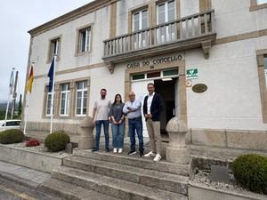 Reunión entre la Xunta y el alcalde de Valadouro para discutir proyectos municipales