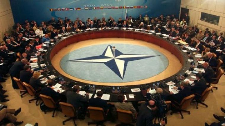 LOS TRES DILEMAS OTAN EN LA NUEVA ERA