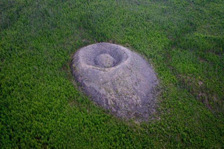 El ‘Nido de águila de fuego’, el cráter más misterioso de Siberia