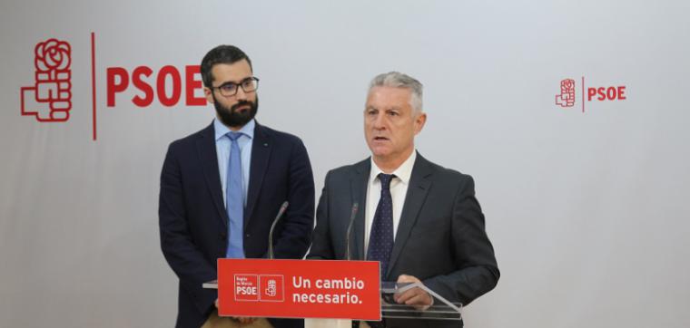 El PSOE presenta una iniciativa en la Asamblea para aumentar el número de profesionales en Atención Primaria y darles estabilidad laboral