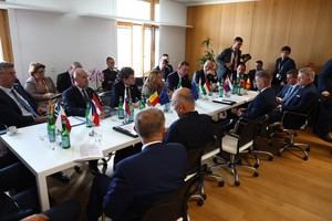 Sánchez se encuentra en Bruselas con aliados de la cohesión europea