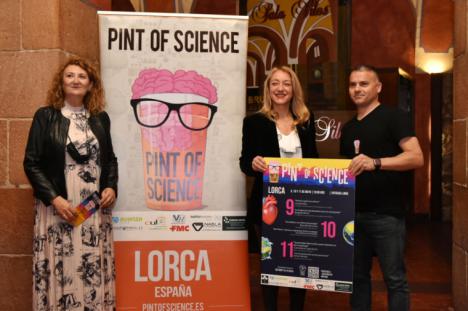 Los científicos Margarita del Vals, Lluis Montoliu y los investigadores Rosa Gómez y Nahum Méndez participarán en la séptima edición del festival ‘Pint of Sciencie 2022’ en Lorca