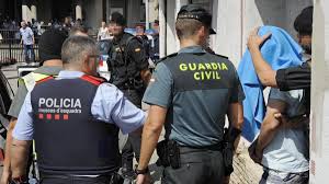 Interior refuerza Cataluña con más efectivos de la Policía y de la Guardia Civil