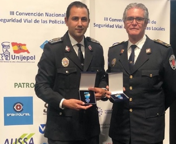 El Comisario jefe de la Policía Local, José Antonio Sansegundo y del Subinspector Bienvenido Romero, premiados por su trayectoria profesional en Seguridad y Educación Vial
