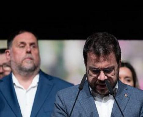 Oriol Junqueras dejará temporalmente la presidencia de ERC después de las elecciones europeas y Marta Rovira anuncia su retiro como secretaria general