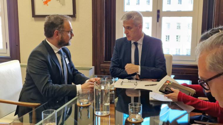El Alcalde de Lorca se reúne, en Madrid, con el Secretario general de Agenda Urbana y Vivienda, David Lucas, 'para abordar el impulso a una vivienda digna y las ayudas por el terremoto'